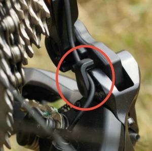 Shimano Arka Vites Değiştirici Kablo Klipsi - GRX / 105 / Ultegra / Dura Ace Di2 12s