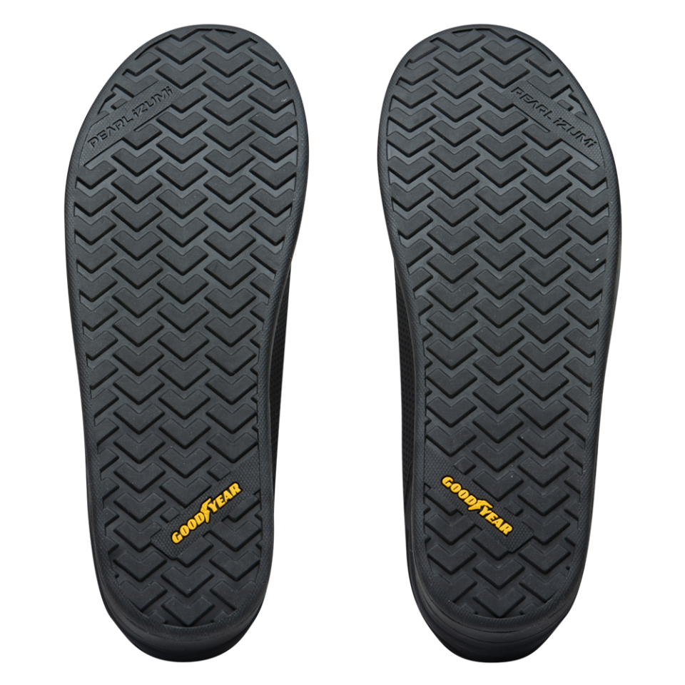 Pearl Izumi X-Alp Launch Phantom Black 43
