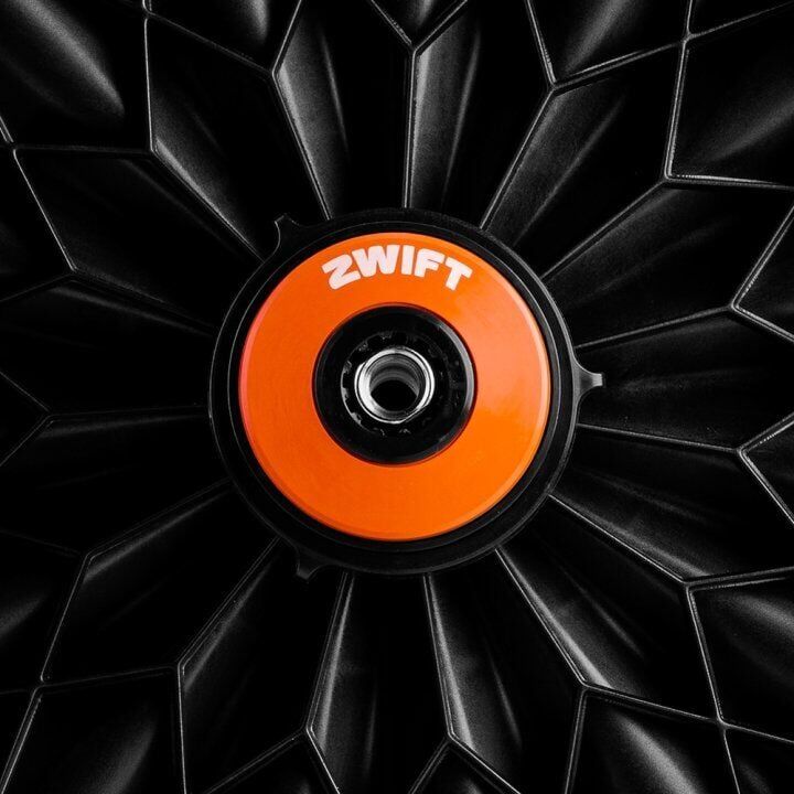 Elite Avanti Direct Drive Trainer Zwift Cog + Click
