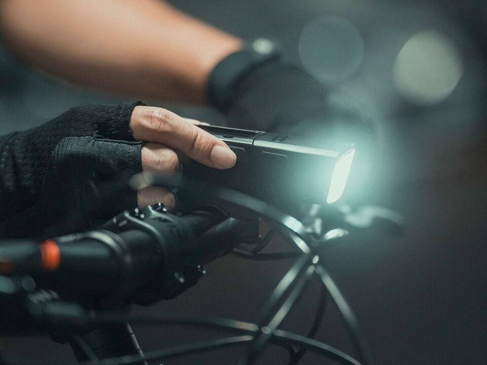 TOPEAK - Whitelight 800BT - 800 Lümen Şarjlı - Bluetooth 5.0 Destekli - TMS100Bt