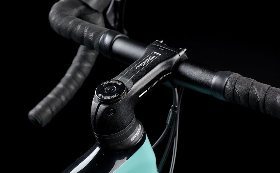 BIANCHI INFINITO XE DISK SHIMANO 105 11S CELESTE 50 Cm