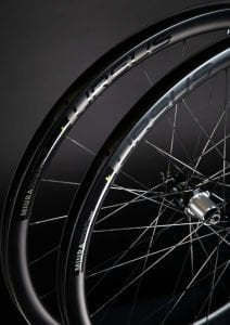 URSUS MIURA TC37 Jant Seti - Karbon - Disc - Tubeless - Sokma Mil 12mm